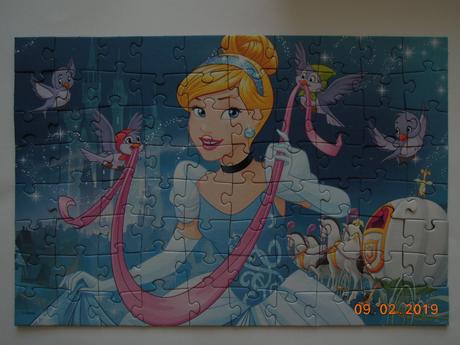 Puzzle popoluška (80 dielikov), 