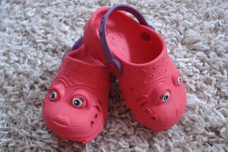 Next crocsy, next,20