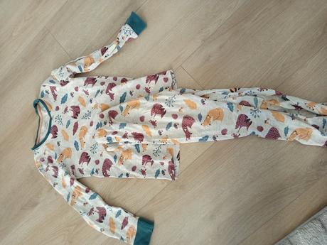 3x pyžamá, reserved,134