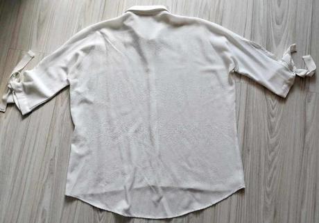 Biela blúzka s mašličkami na rukávoch, v.xl/2xl, xl
