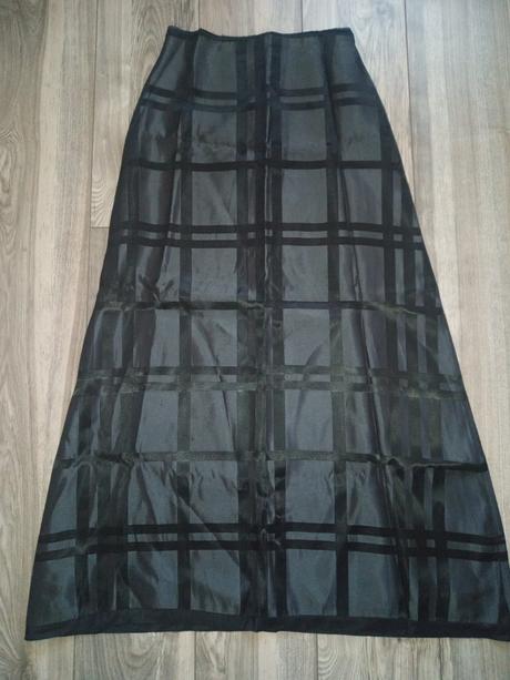 Sukňa spoločenská, 36