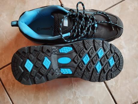 Nové dámske botasky, 41