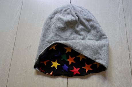 Obojstranná čiapka benetton 8-10r, benetton,140