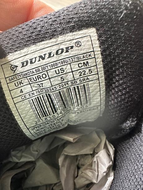 Topánky prechodné,turistické, spevnené dunlop, dunlop,37