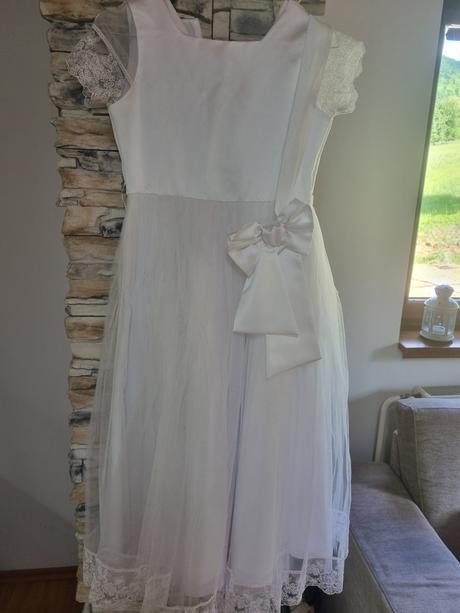 Šaty na 1. sväté prijímanie, 146