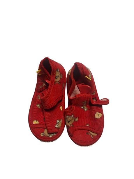 Dievčenské papučky, 22