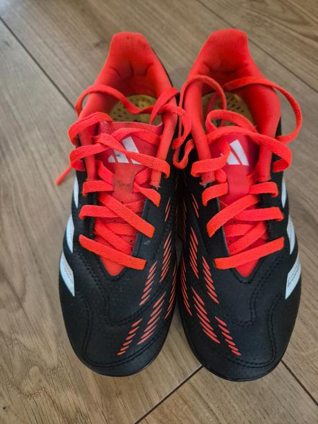 Kopacky na umelu travu 33, adidas,33