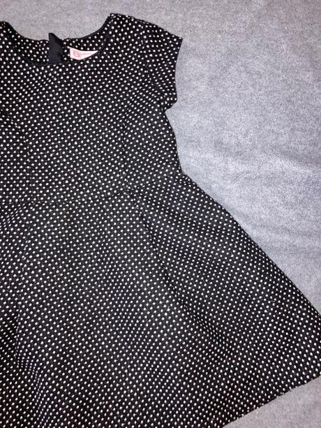 Teplé šaty, c&a,92