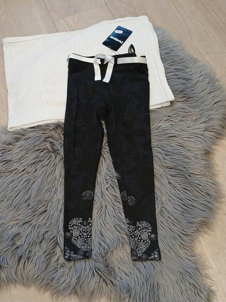 Dievčenské legíny vzorované desigual (4 r.), desigual,104