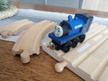 Drevený vláčik,, sir handel,,,