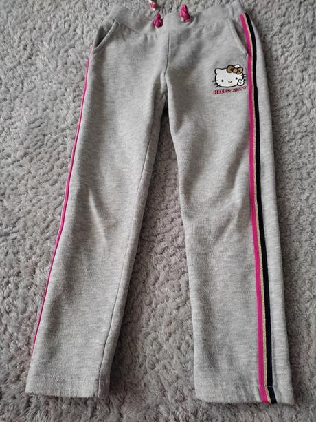 Tepláky s hello kitty, 122, c&a,122