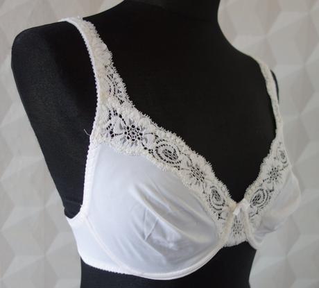 Podprsenka triumph minimizer, veľ. 75c, triumph,75c