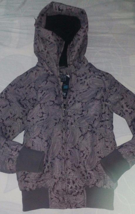 Vetrovka, authority,34