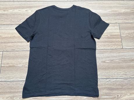 Tričko so slúchadlami, gap,158