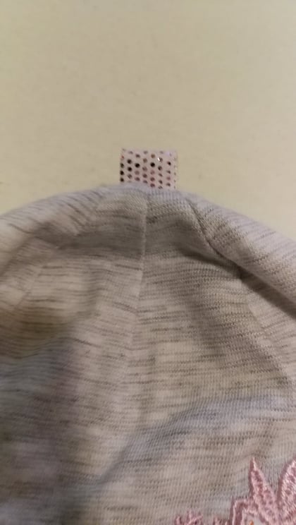 Čiapočky jarné jesenné  mix nafotené nenosené, 40 / 42 / 44