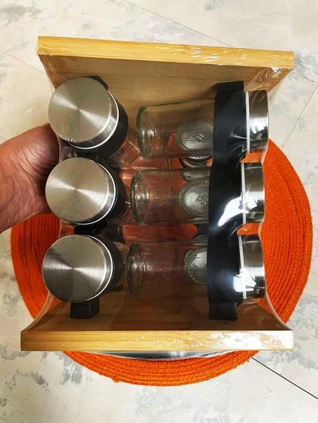 Otočné koreničky, 