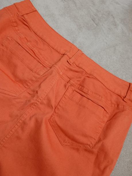 Sukňa, colours of the world,42