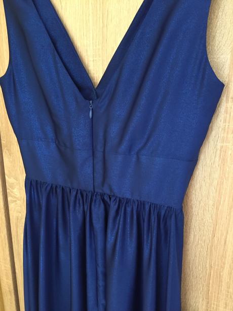 Spoločenské šaty, 36