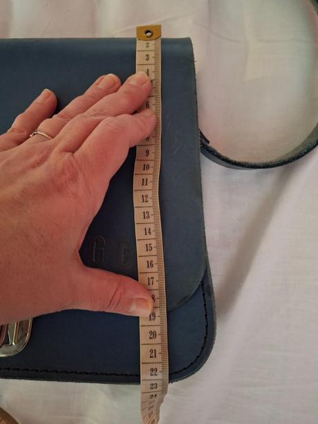 Kožená kabelka eggo,