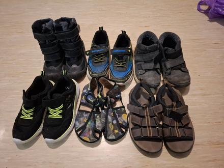 Darujem chlapčenskú obuv 32, 33, 32