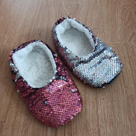 Trblietave papucky, 32