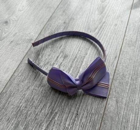 Čelenka s mašličkou,