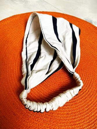 Plážová námornícka čelenka, 