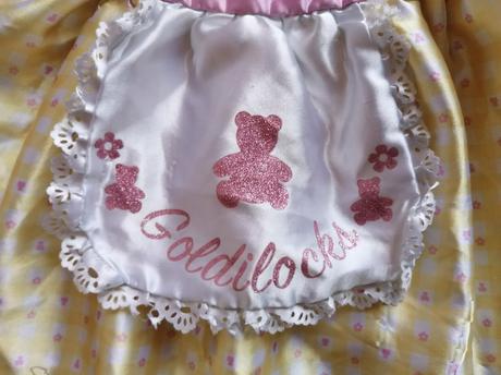 Zlatovláska a tri medvede šaty veľ.98-104,