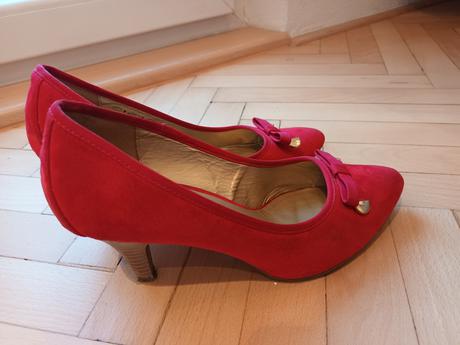 Červené lodičky, 39