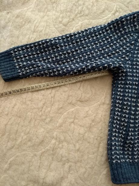 Sveter, l.o.g.g.,110