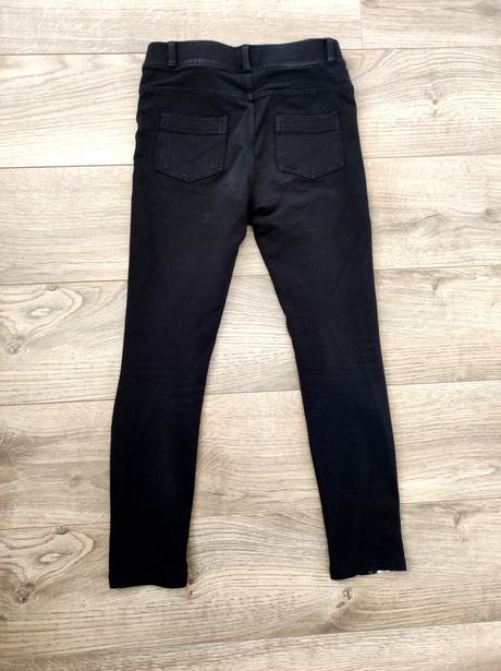 Dzeginy pekne cierne, dopodopo,128