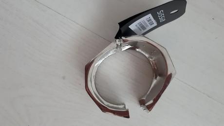 Dámsky kovový náramok,