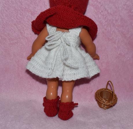 Gumotex retro bábika lenka ako červená čiapočka, 