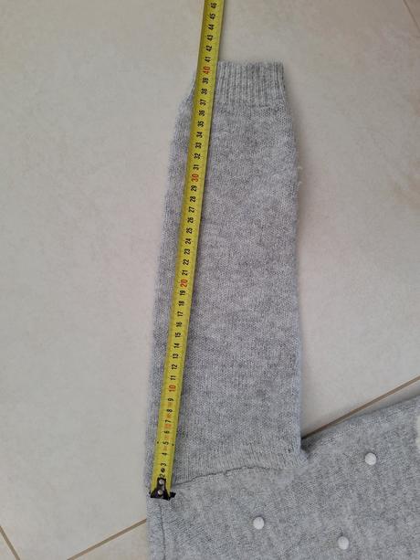 Predam zimne pulovre, f&f,134