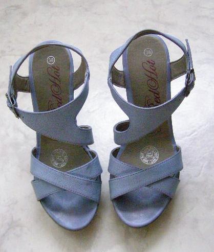 Kožené sandálky, 38