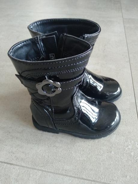 Lakované čižmy, f&f,22