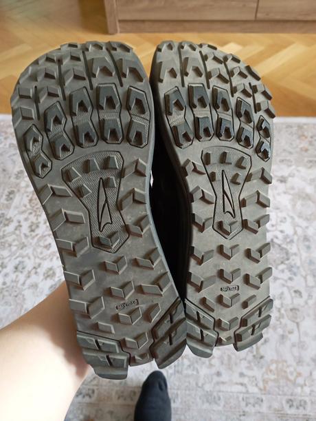 Altra lone peak 9, 40