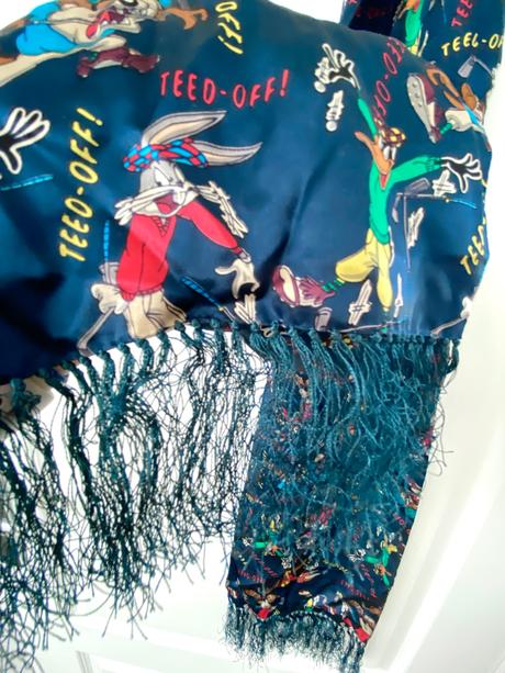 Hodvábna šatka / šál zajac bugs, 