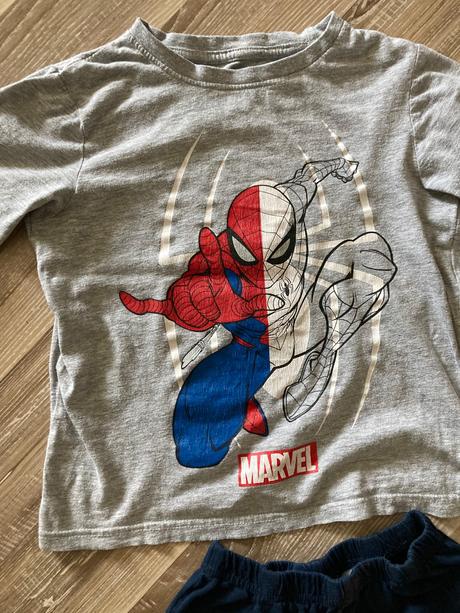 Pyžamo, marvel,110