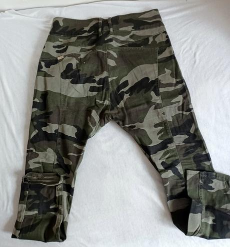 Pudlové maskáče, 38