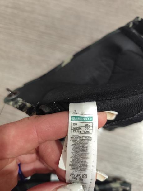 Plavky censored veľ. 38, košíky 85c, m