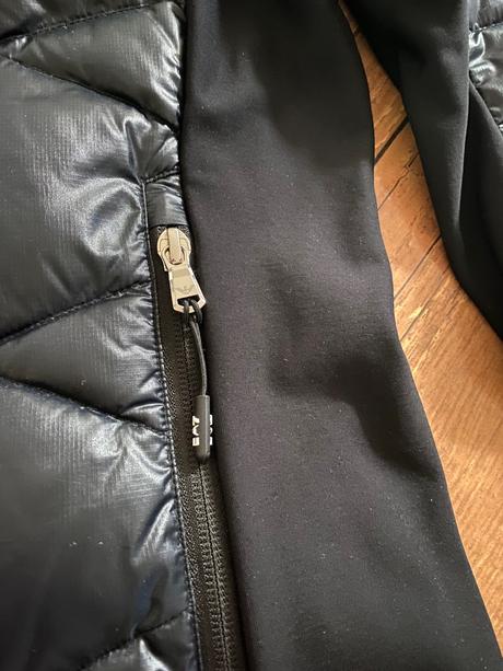 Armani prechodna cierna bundickam 34-36, armani,36