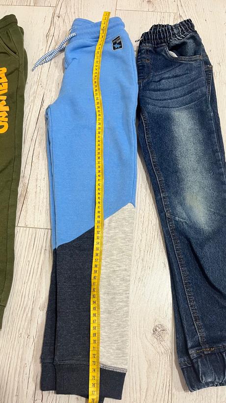 Chlapčenské tepláky 122/128 4ks, 122