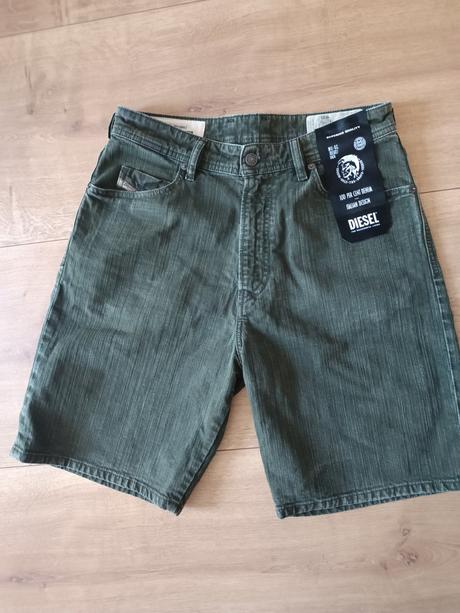 Kraťasy v 30, diesel,30
