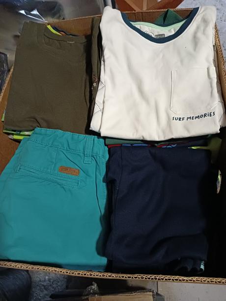 Chlapčenské veci vel. 134-140, 122–134