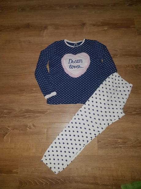 Pyzamko tezenis, tezenis,140