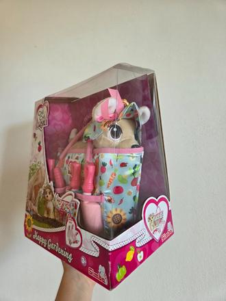 Plyšový psík so záhradkárskymi potrebami chi chi l, 