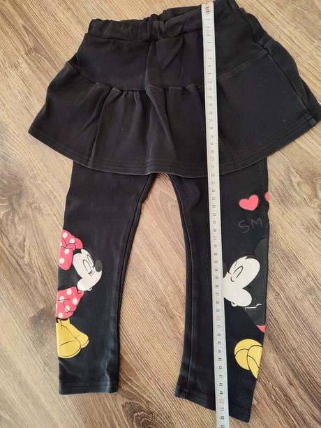 Suknoleginy minnie, 104