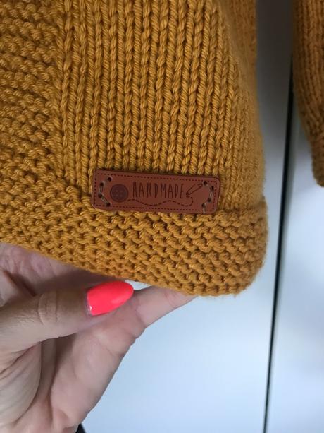 Nový sveter handmade, 134