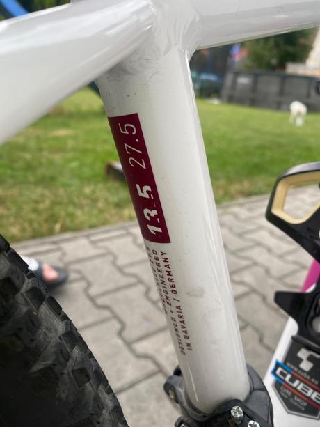 Horský bicykel cube, 28